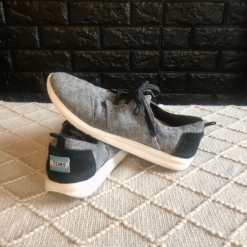 Gray Toms Sneakers